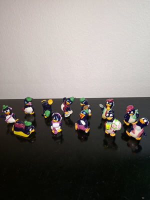 Kinder penguin collection used