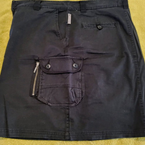 Columbia women's skirt size 38 UK 10 like new, black