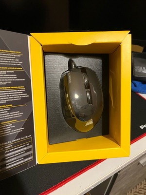 Corsair Scimitar Pro RGB σαν καινούργιο gaming ποντίκι