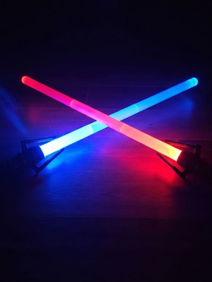 Ζευγάρι φωτοσπάθων Star Wars με φωτισμό LED σαν καινούργιο