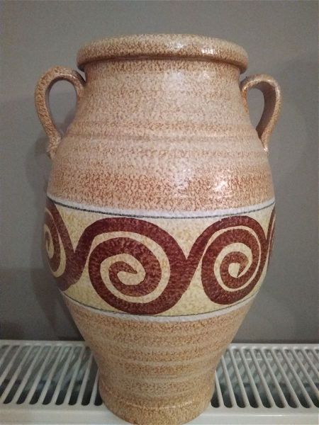  vazo pilino epochis
