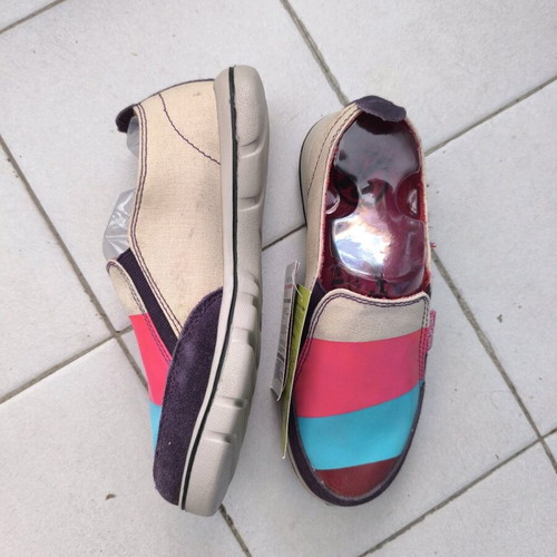 Athletic shoes multicolor size 35 new, ultra-light