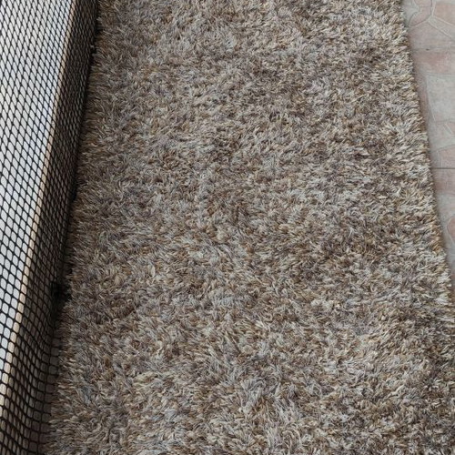 Set of rugs used, two-dimensional path