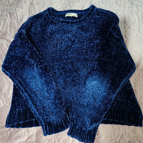 Pull & Bear blue sweater like new, soft, size M