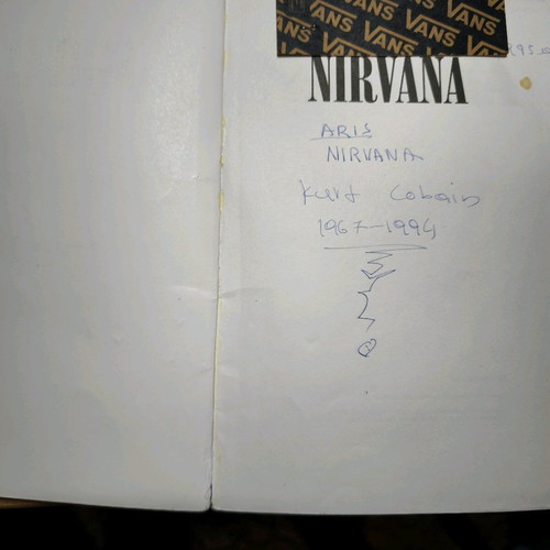 Nirvana collectible book used, Sigareta editions