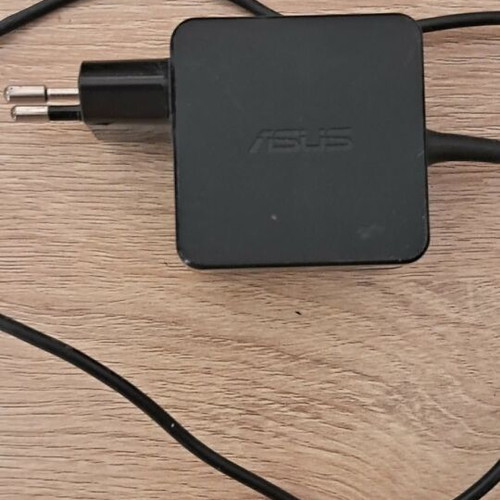 Asus F553M λαπτοπ μεταχειρισμένο με SSD και Windows 11