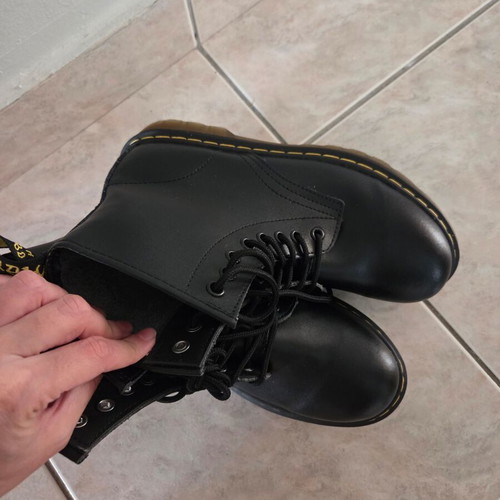 Women's boots new, size 38, black