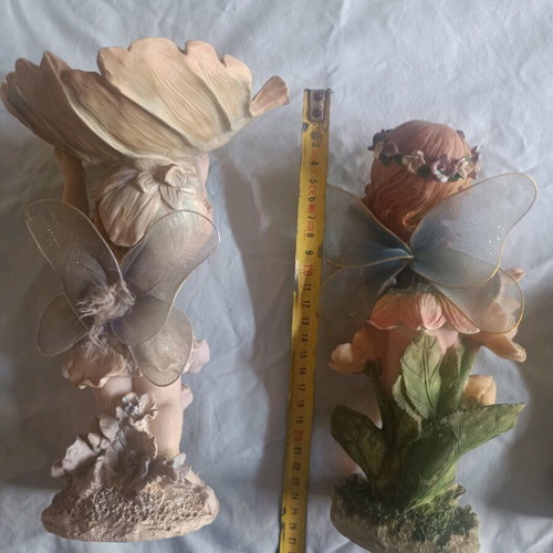 Decorative items used, pack of 3, resin