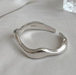 S925 Silver Ring with Minimal Wave Design