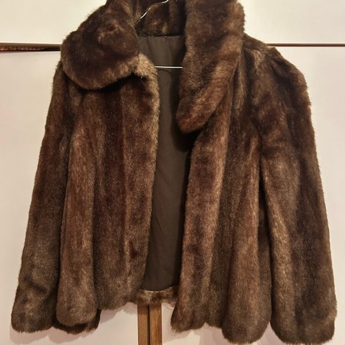 Vintage synthetic Italian fur bolero size 46 like new, brown, AB/SOUL