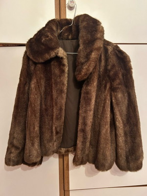 Vintage synthetic Italian fur bolero size 46 like new, brown, AB/SOUL
