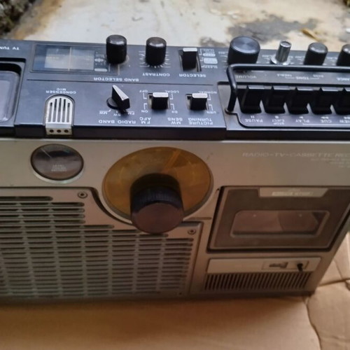 JVC 3060cq Boombox with TV used