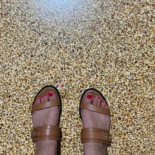 Calvin Klein leather sandals size 40 like new, brown