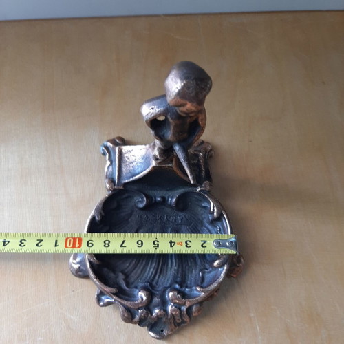 Vintage Manneken Pis Metal Ashtray Like New