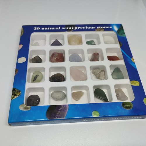Set of 20 semiprecious stones collection like new