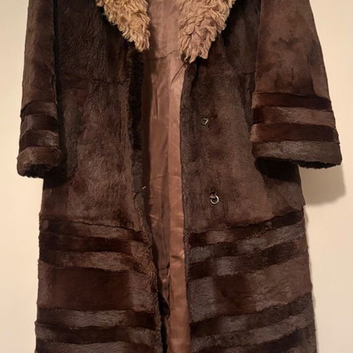 Vintage long brown fur coat like new