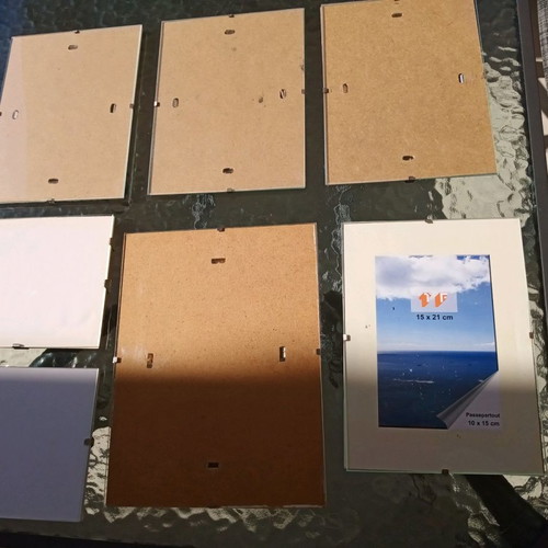 Frames set of 7 with glass like new