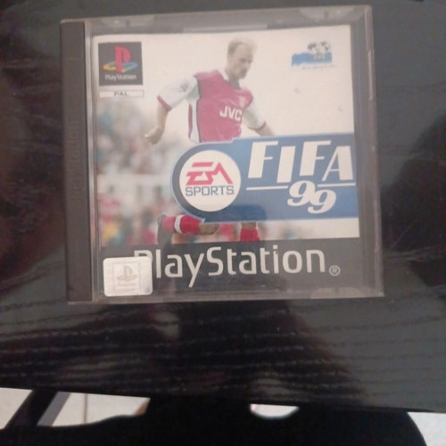 FIFA 99 PlayStation game
