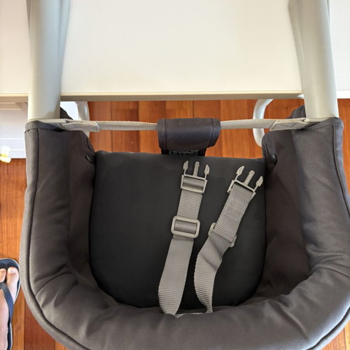 Inglesina Portable Folding Baby Feeding Chair like new