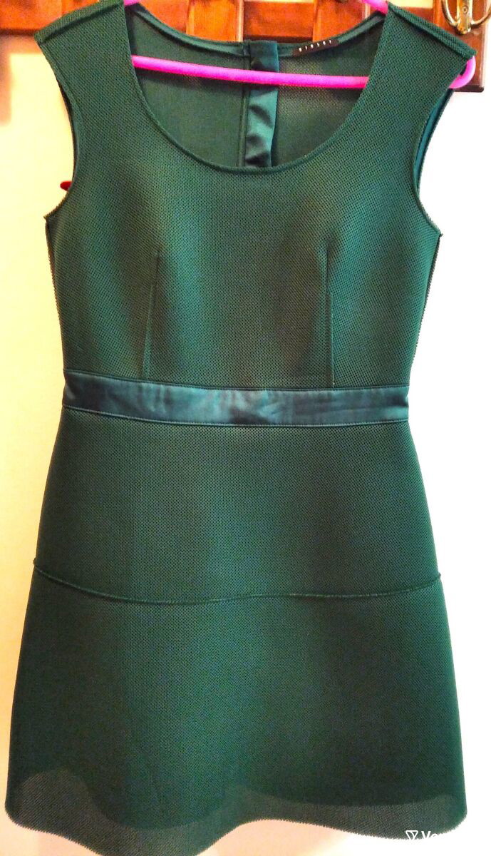 Sisley dress, deep green, timeless…