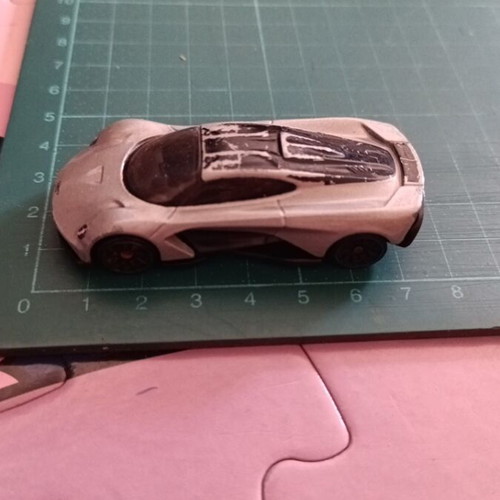 Hot Wheels Aston Martin Valhalla Concept σε κλίμακα 1:64 σαν καινούργιο