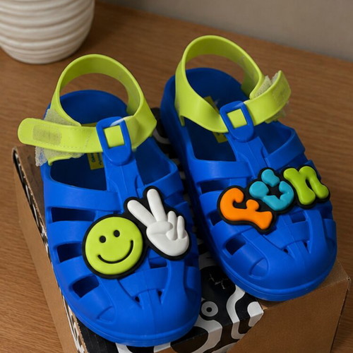Ipanema kids' sandals size 28/29, blue and green