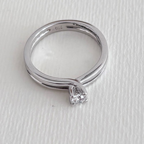Diamond Jools solitaire ring 0.15ct brilliant cut, 18k white gold, new