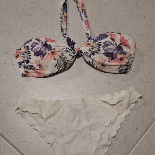 H&M Mix & Match Bikini Set Like New, Floral Bandeau Top & Scalloped Bottoms