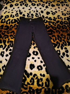 Zara black crop pants like new, slim fit
