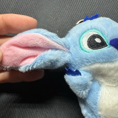 Fluffy Stitch keychain like new