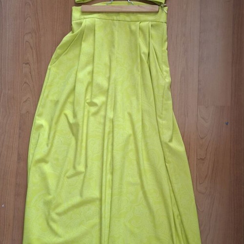 Hemithea set crop top and palazzo pants like new, green, size XS
