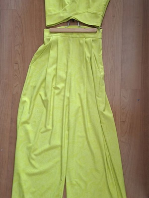 Hemithea set crop top and palazzo pants like new, green, size XS