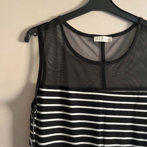 Sleeveless long dress Mudo Collection like new, size 40, black and white