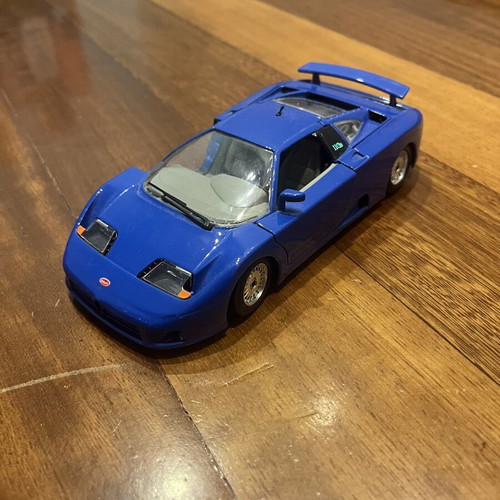 Bugatti Eb110 model car used, scale 1:24, missing door