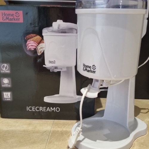 Ice Cream Maker like new