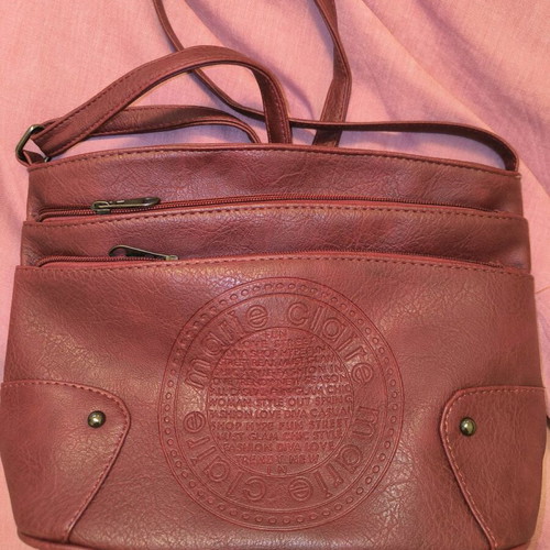 Burgundy shoulder bag new, large capacity