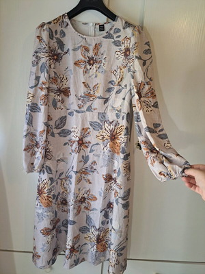 Floral midi dress like new, beige, size L