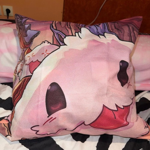 Poro decorative pillowcase League of Legends like new