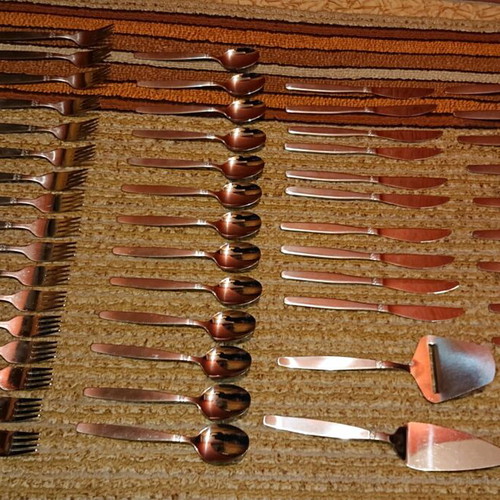 NilsJohan cutlery set like new, 51 pieces