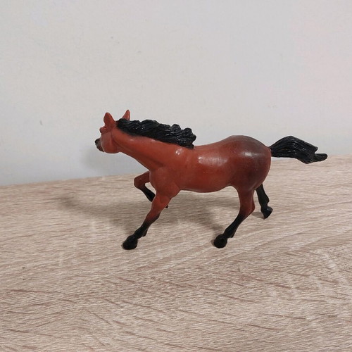 Horse figure like new made of good quality plastic