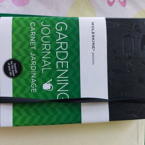 Moleskine box with two gardening journals new product