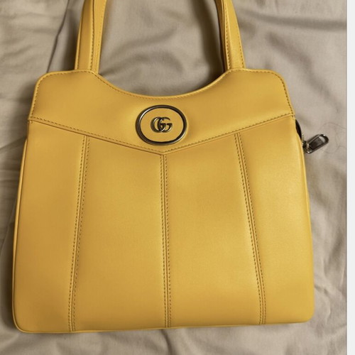 Gucci handbag new, yellow with long strap