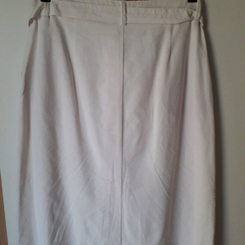 Skirt linen white size 14 Marks & Spencer like new