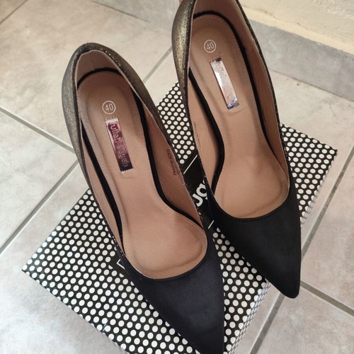Fullah Sugah heel 12 cm like new, black and gold