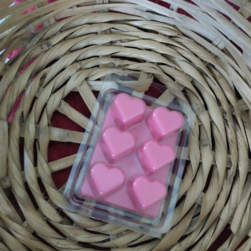 Handmade scented bar black orchid & pearl new, made of soy wax