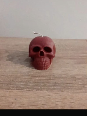 Skull Candle handmade scented, new