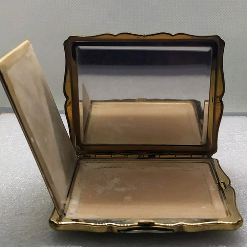 Vintage retro Stratton powder compact 50s/60s like new with mirror and baroque design