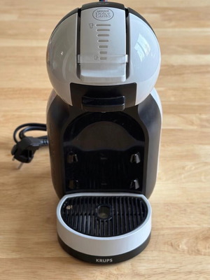 Krups Dolce Gusto Mini Me coffee machine like new, automatic