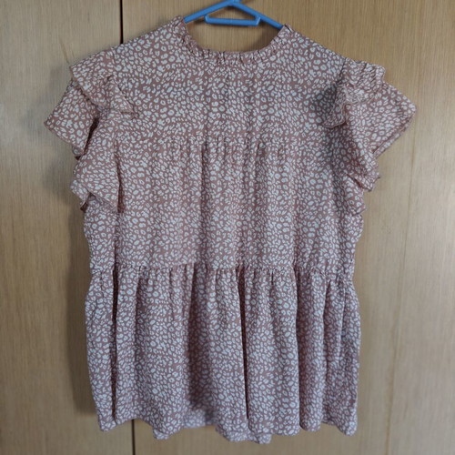 Shein pink top with ruffles on sleeves size L new