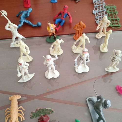 Figures set used, 41 pieces including Spiderman, knights, astronauts, animals